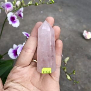 TRỤ ĐÁ PHONG THỦY THẠCH ANH HỒNG KT 6,5x2,5CM, KL 50G (THO16)