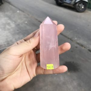 TRỤ ĐÁ PHONG THỦY THẠCH ANH HỒNG KT 8x3CM, KL 102G (THO39)