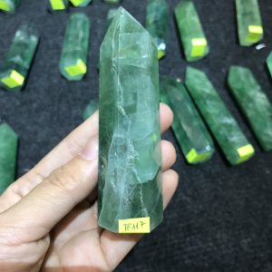 TRỤ ĐÁ FLUORITE MÀU XANH KL: 106G, CAO: 9CM (MS: TF117)