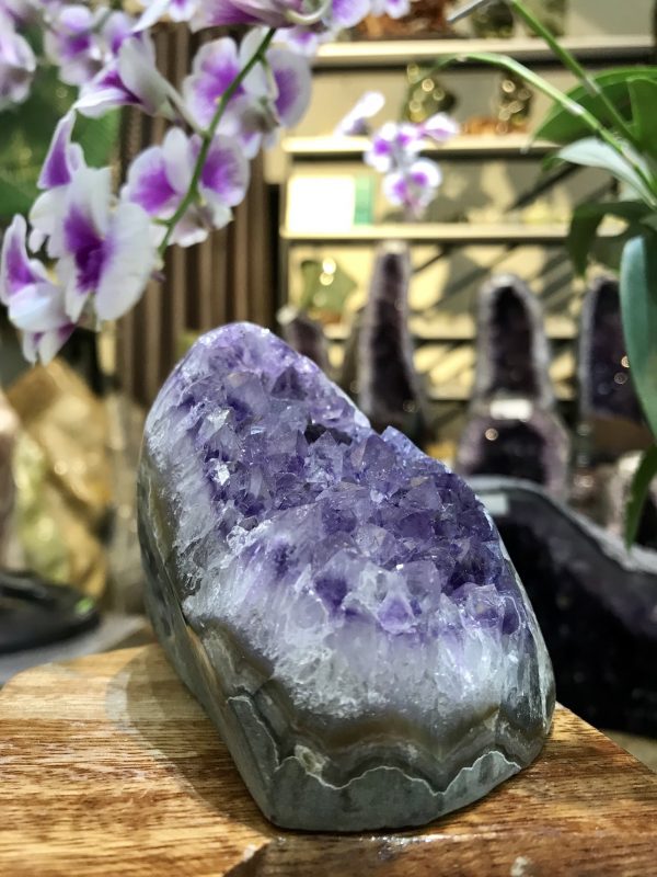 THẠCH ANH TÍM ĐỂ BÀN LÀM VIỆC KT: 11x7CM, KL 551G (TIM646)