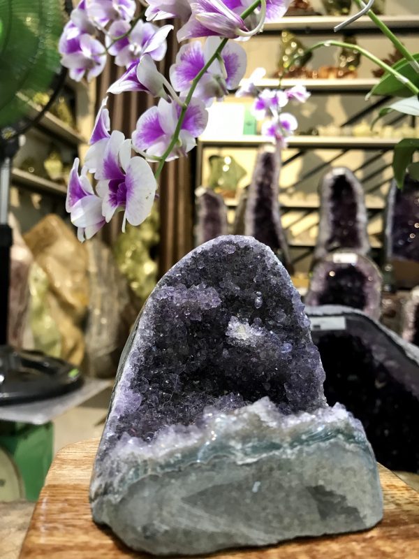 THẠCH ANH TÍM ĐỂ BÀN LÀM VIỆC KT: 8x8CM, KL 471G (TIM634)