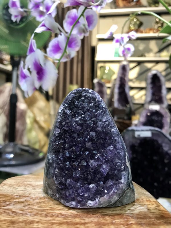 THẠCH ANH TÍM ĐỂ BÀN LÀM VIỆC KT: 8x6,5CM, KL 291G (TIM638)