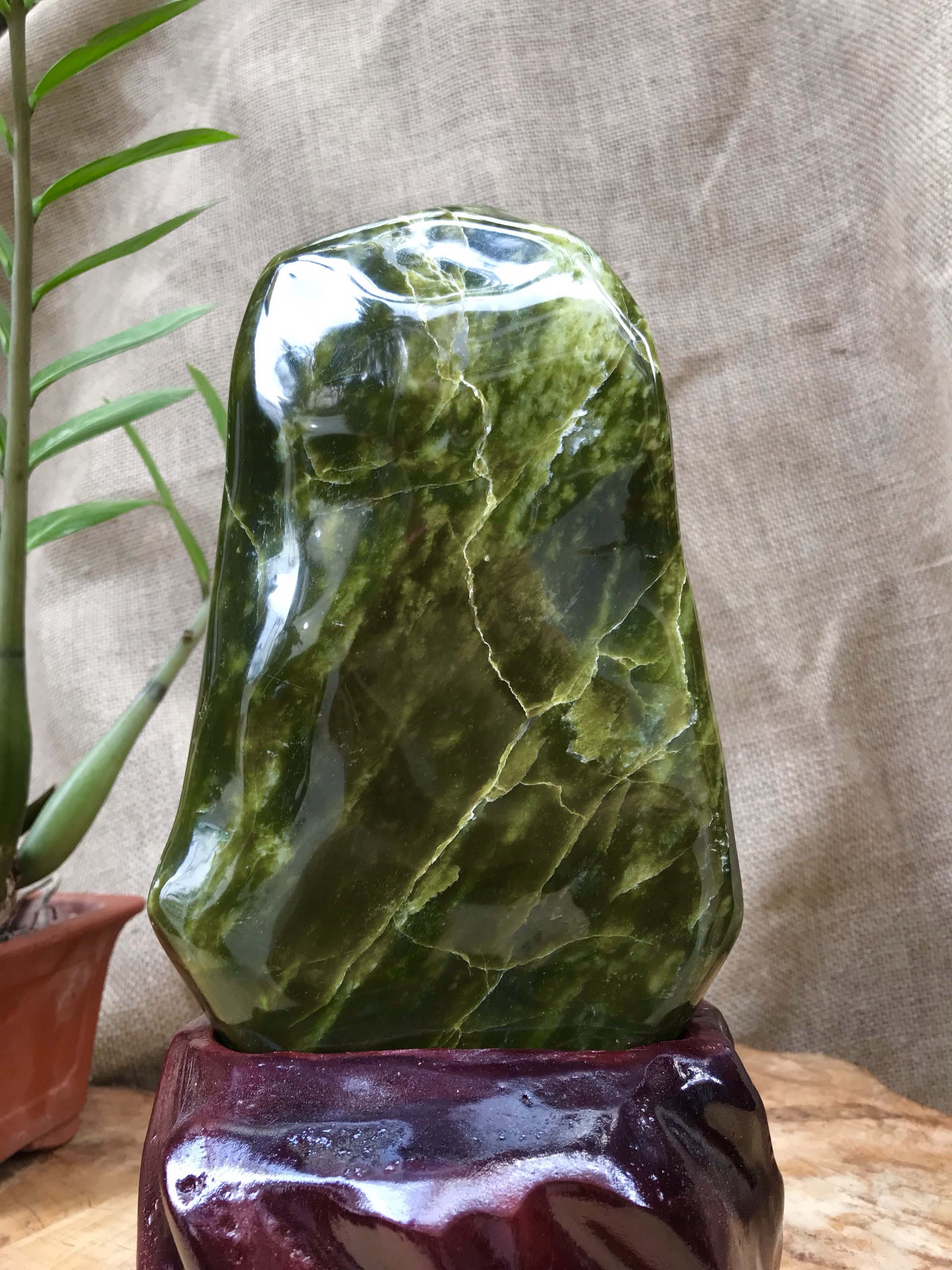 CÂY ĐÁ PHONG THỦY ĐỂ BÀN ĐÁ SERPENTINE ĐEN VÀNG KT: 29X15CM (CAO GỒM ĐẾ 9CM) MS: VS35
