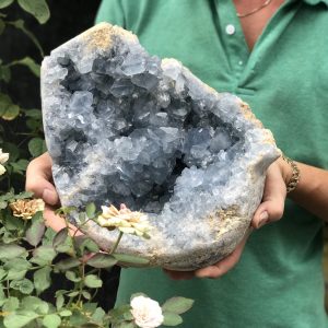 Miếng đá Celestine - Celestite Crystal Cluster KT 25X24cm , 11kg (CLT03)