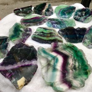 Fluorite cầu vồng - RAINBOW FLUORITE