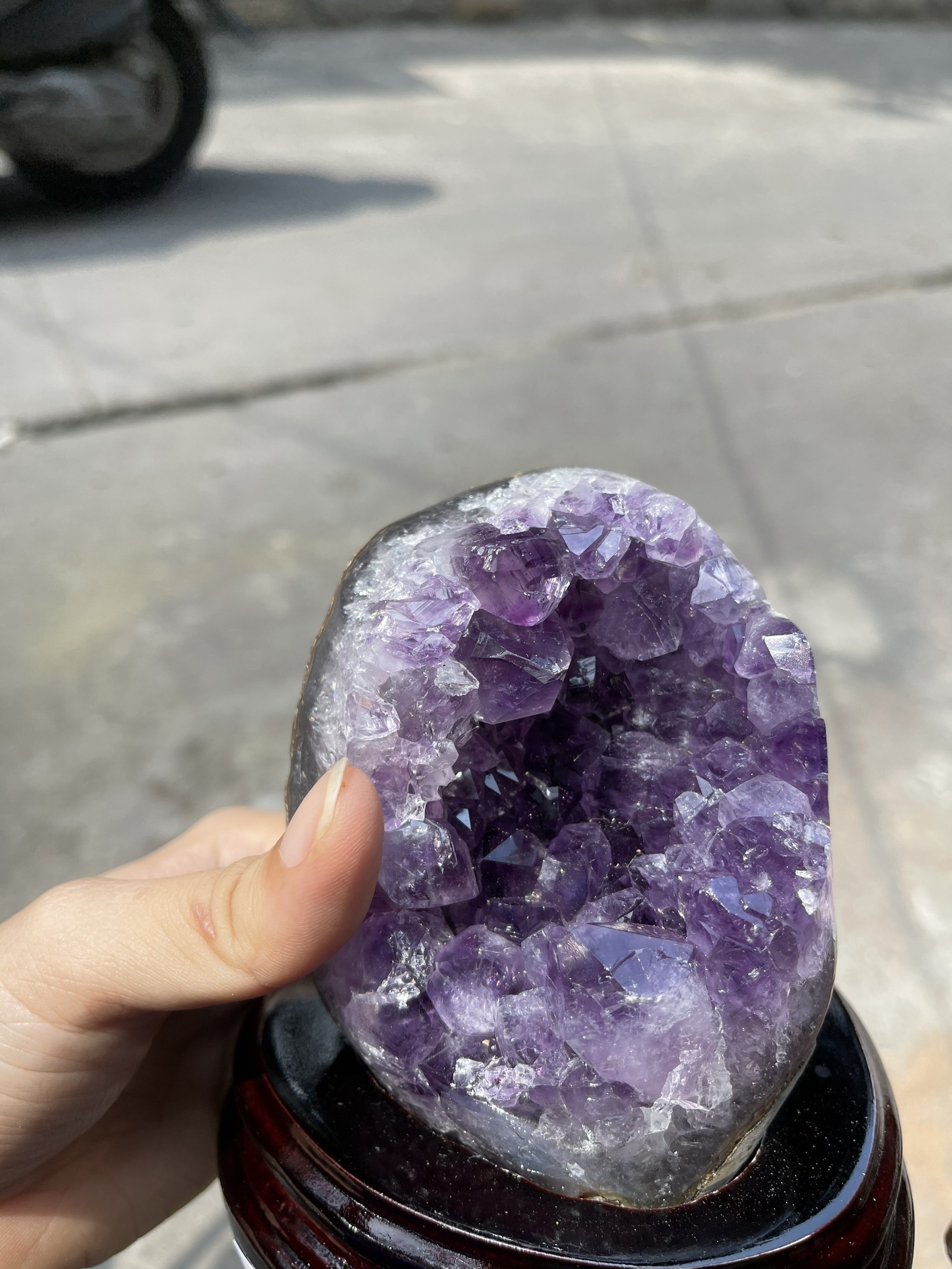 Bông thach anh tím đậm - AMETHYST GEODE KT 13 x 9 CM (MS: TIM774)