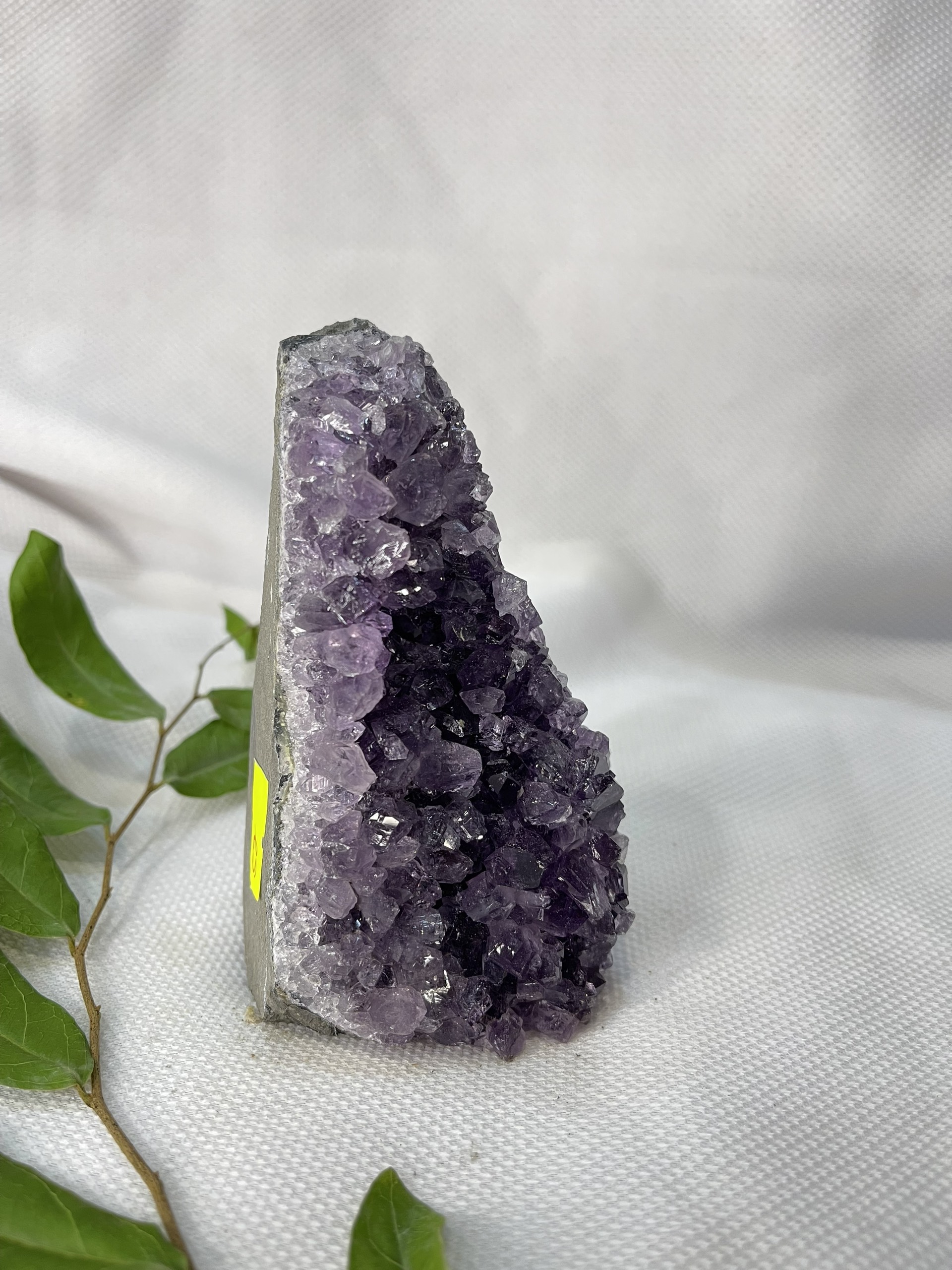 Hốc thạch anh tím nhỏ KT : 11,5x6,5cm(TV57)