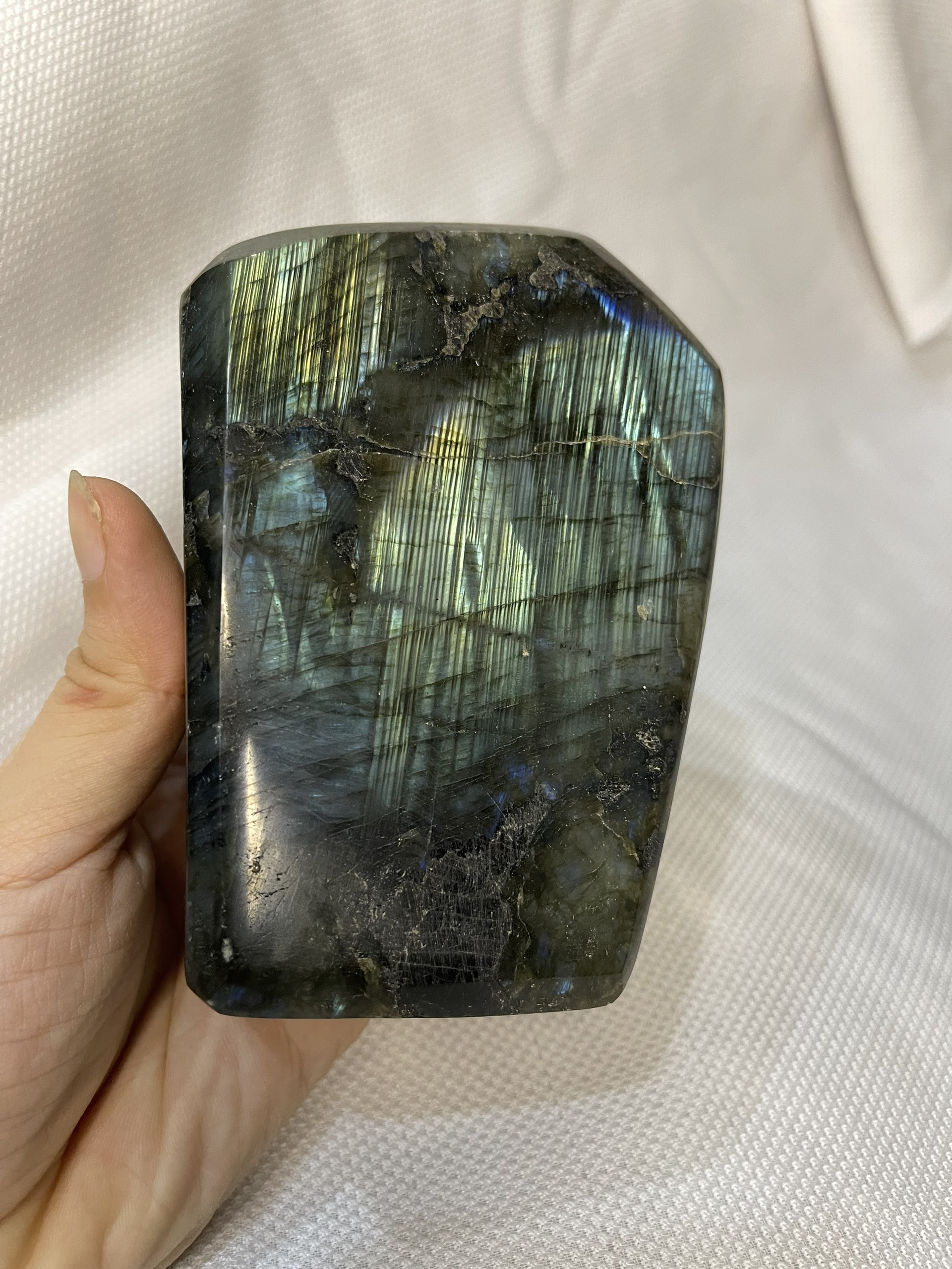 ĐÁ XÀ CỪ Labradorite – KT 11.5 x 8 cm, KL 669g (XC82)