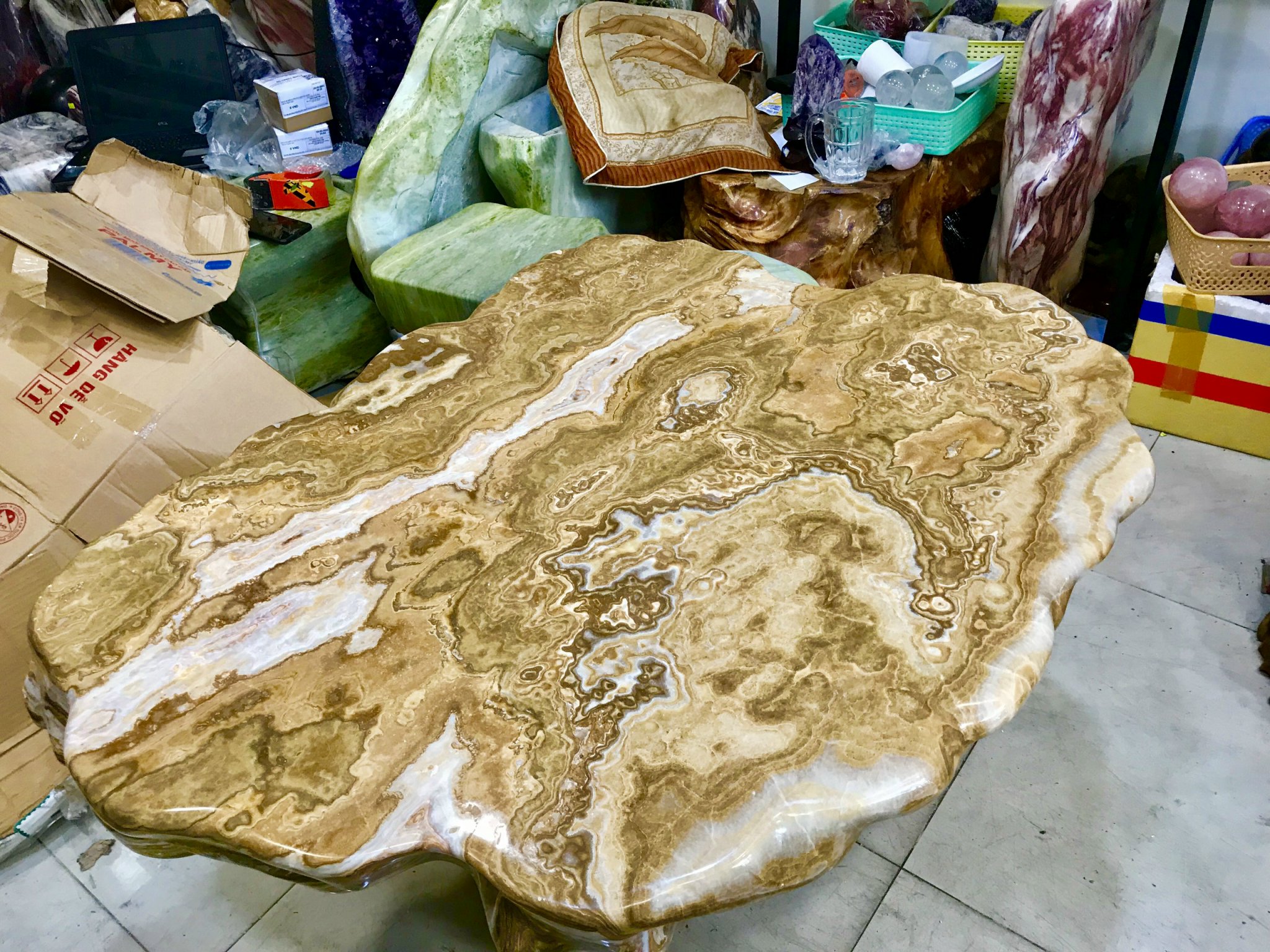 Bàn ghế đá nguyên khối Cada