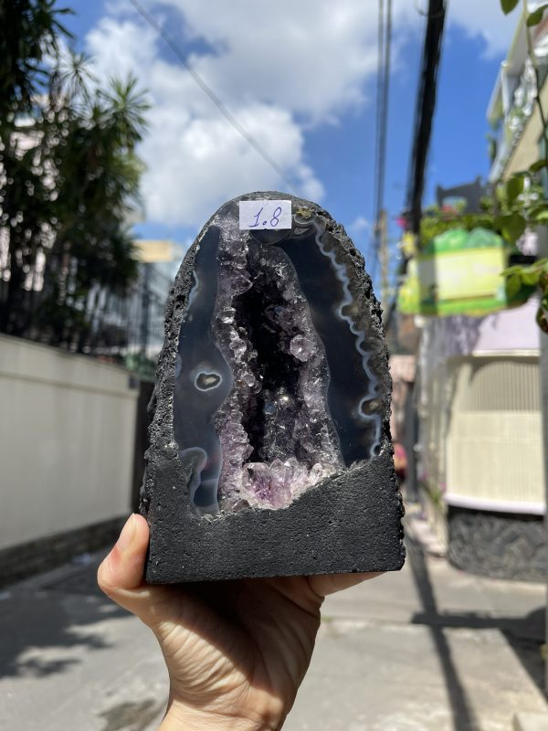 Hốc thạch anh tím - Amethyst Geode - KT : 16x11cm, 1.8kg (T88)