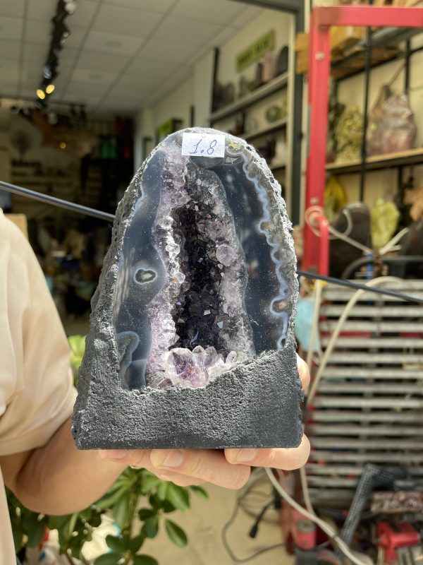 Hốc thạch anh tím - Amethyst Geode - KT : 16x11cm, 1.8kg (T88)