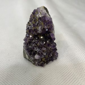 Hốc thạch anh tím nhỏ KT: 7 x 4.5cm, KL: 0.158kg (TV86)