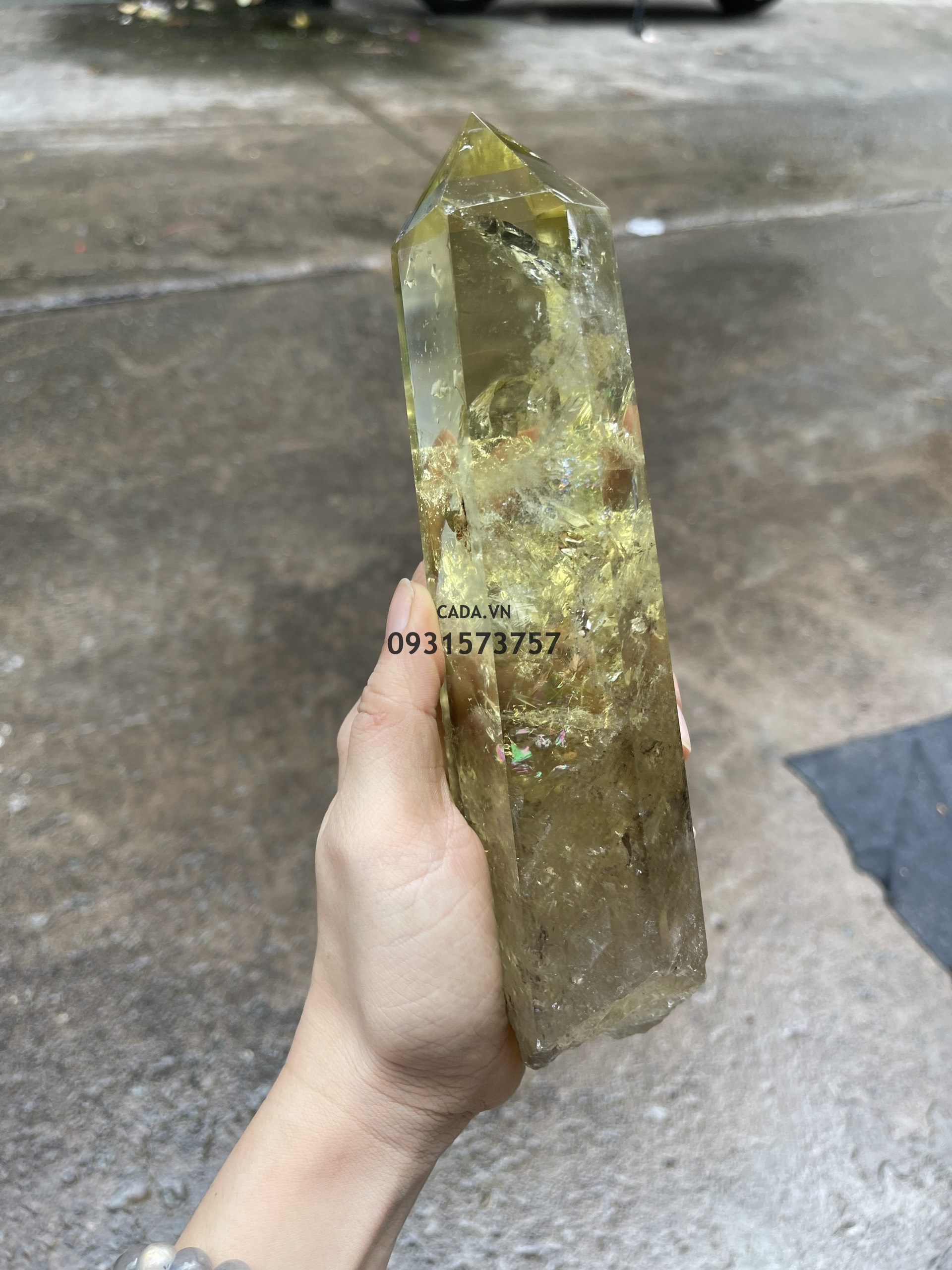 TRỤ THẠCH ANH VÀNG - CHẤT TRONG, KL: 0.745 KG, CAO 21.5 CM (TVL14)