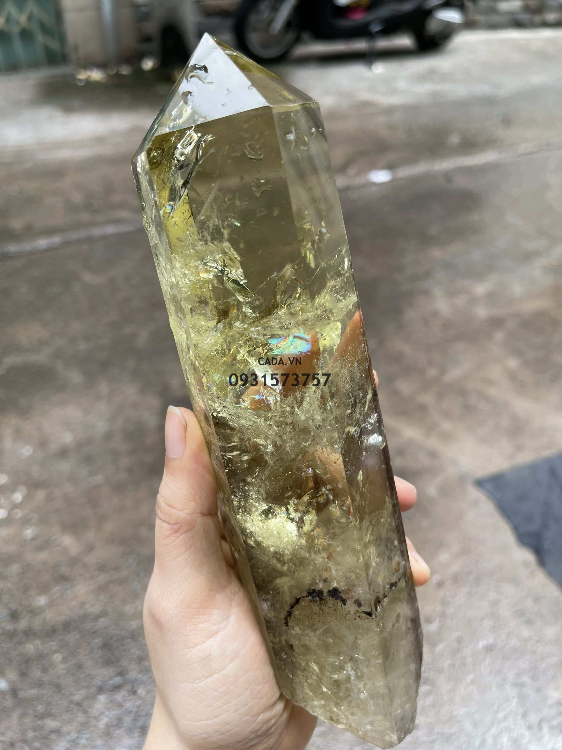 TRỤ THẠCH ANH VÀNG - CHẤT TRONG, KL: 0.745 KG, CAO 21.5 CM (TVL14)