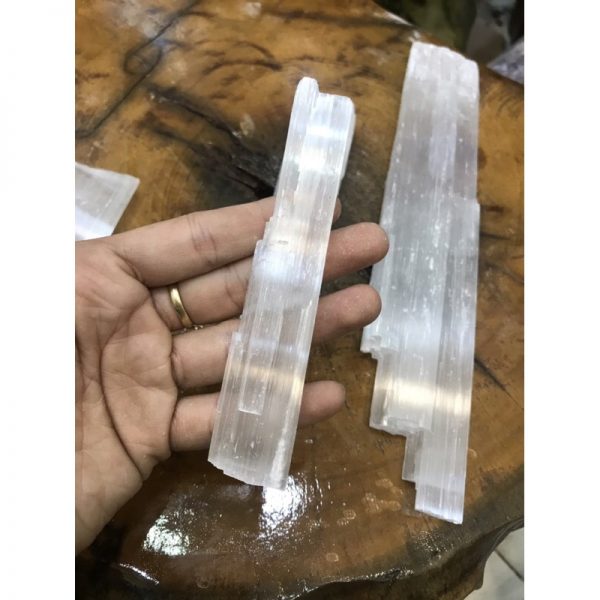 Đá thanh tẩy selenite - size nhỏ sưu tầm
