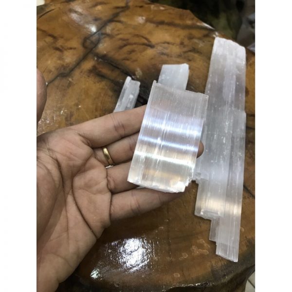 Đá thanh tẩy selenite - size nhỏ sưu tầm