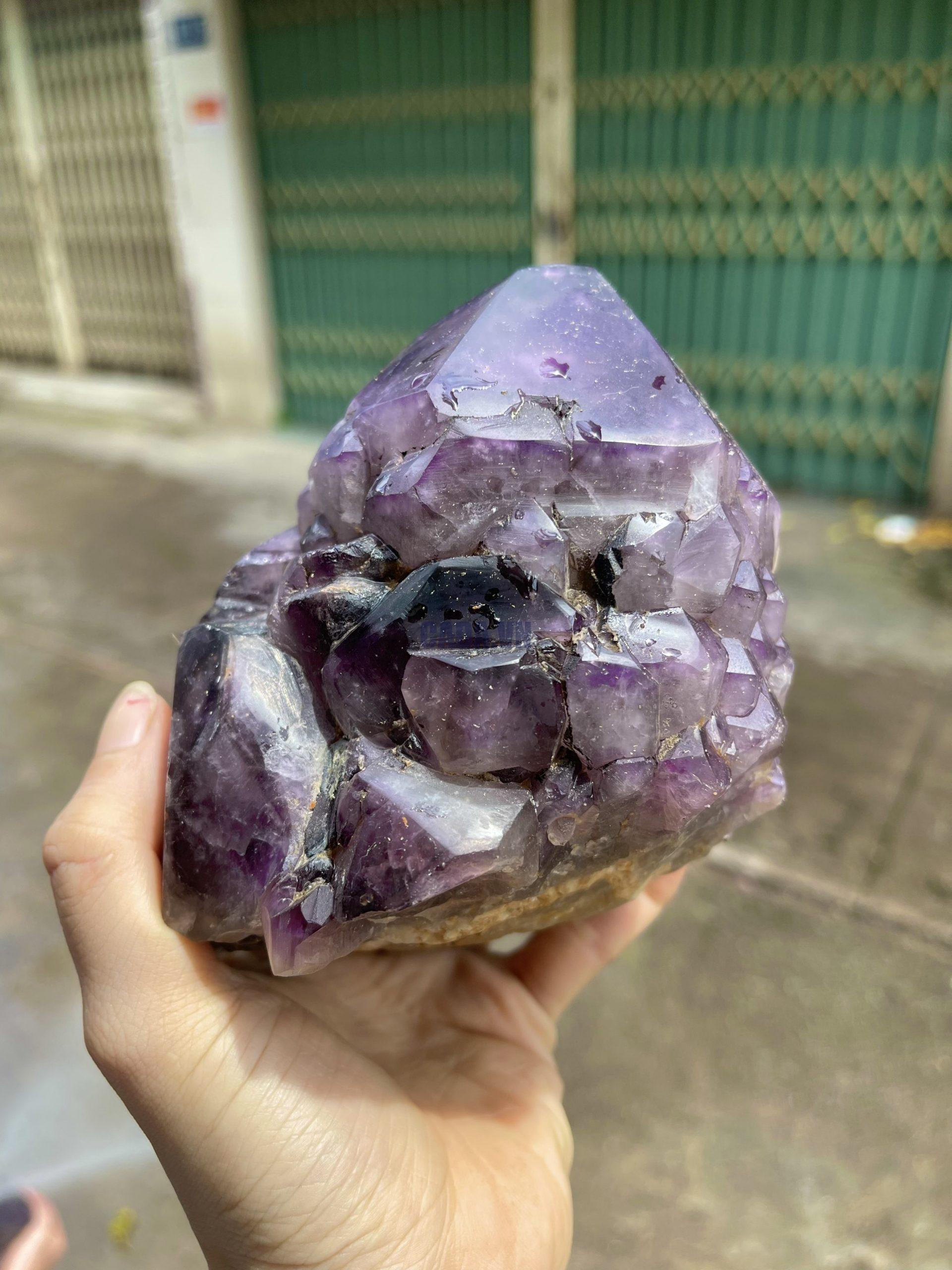 CỤM TINH THỂ THẠCH ANH TÍM