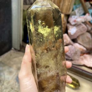 TRỤ THẠCH ANH VÀNG - CHẤT TRONG