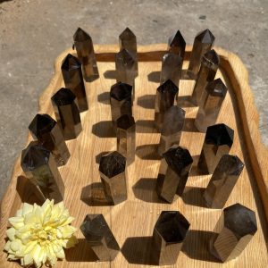 Trụ thạch anh khói - smoky quartz point - Trụ đá thanh tẩy, tarot, sưu tầm