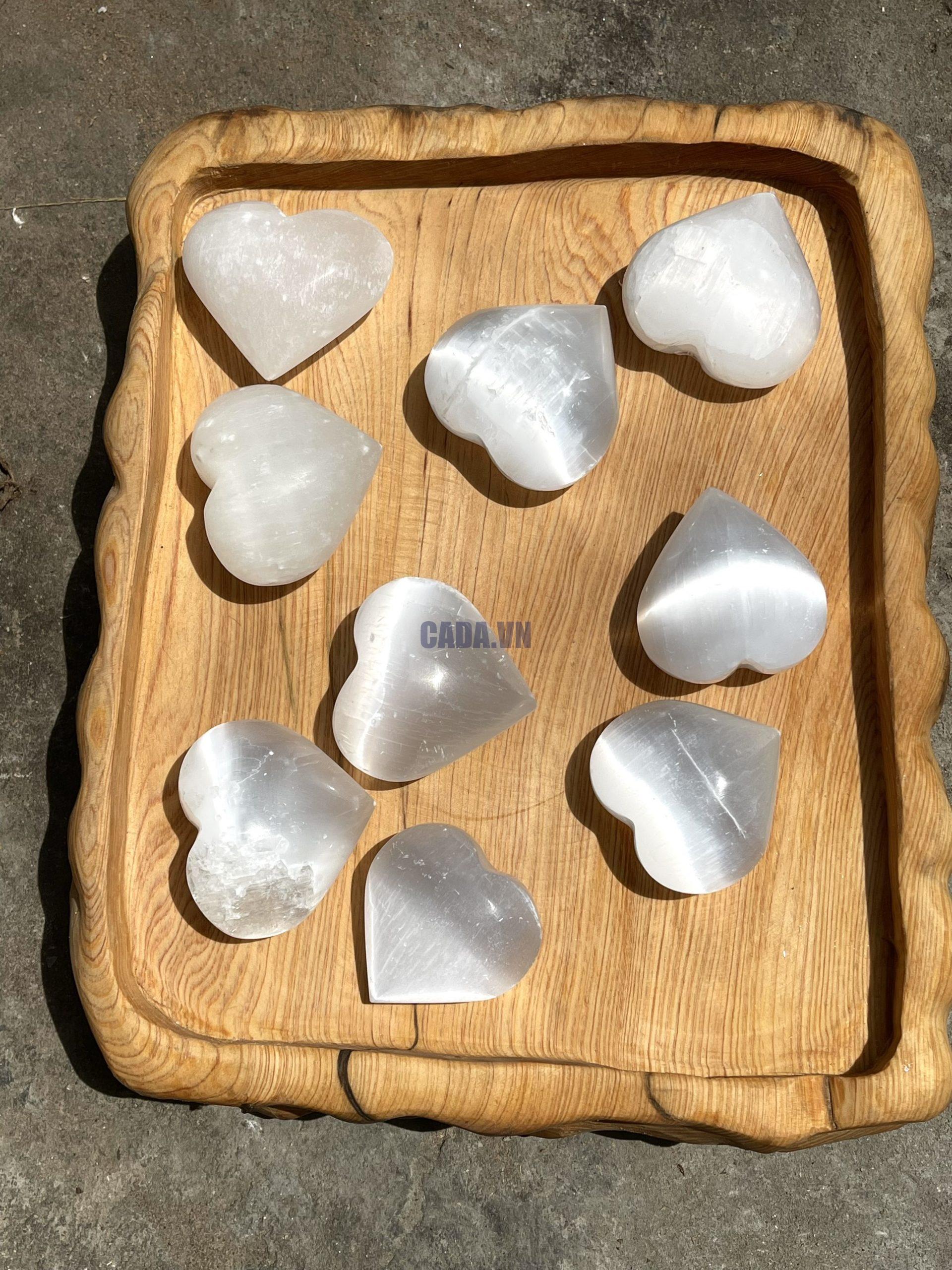 Trái tim đá selenite - Selenite Heart - Đá thanh tẩy, tarot, sưu tầm