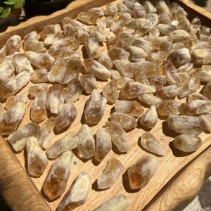 Citrine raw point - Mầm thạch anh vàng thô - Đá thanh tẩy, tarot, sưu tầm