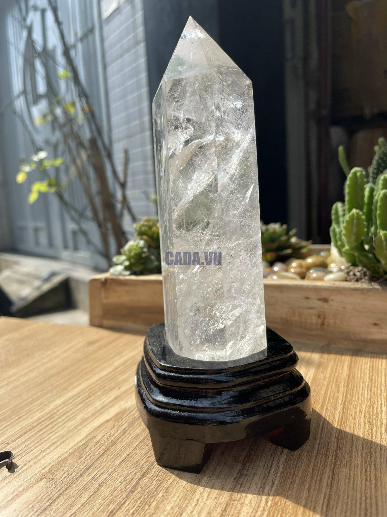 Trụ Thạch Anh Trắng trong - Clear Quartz Point, KT: 21.5x6.8 CM, KL: 1 KG (TTT141)