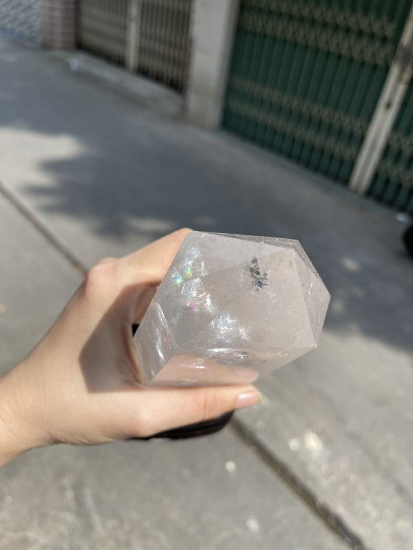 Trụ Thạch Anh Trắng trong - Clear Quartz Point, KT: 21.5x6.8 CM, KL: 1 KG (TTT141)
