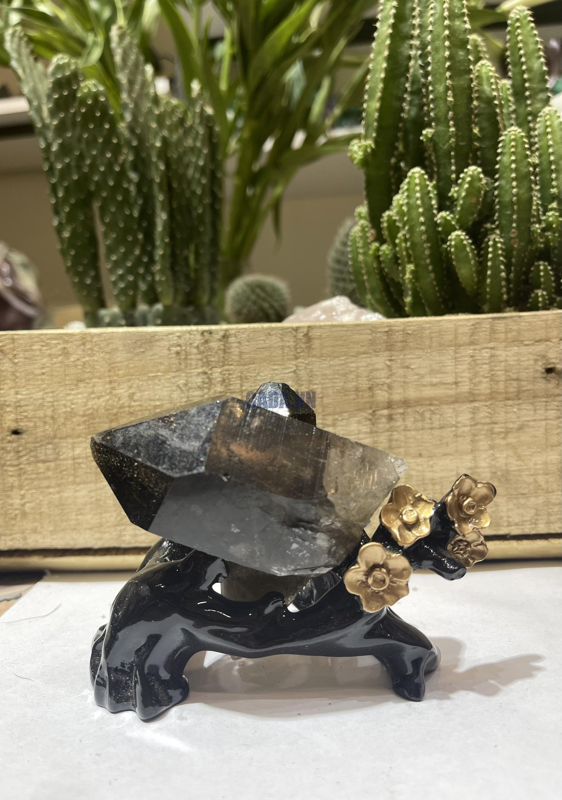 Mầm Thạch Anh Khói - Smoky Quartz (KT06), KT: 7.5x7 CM, KL: 0.195 KG