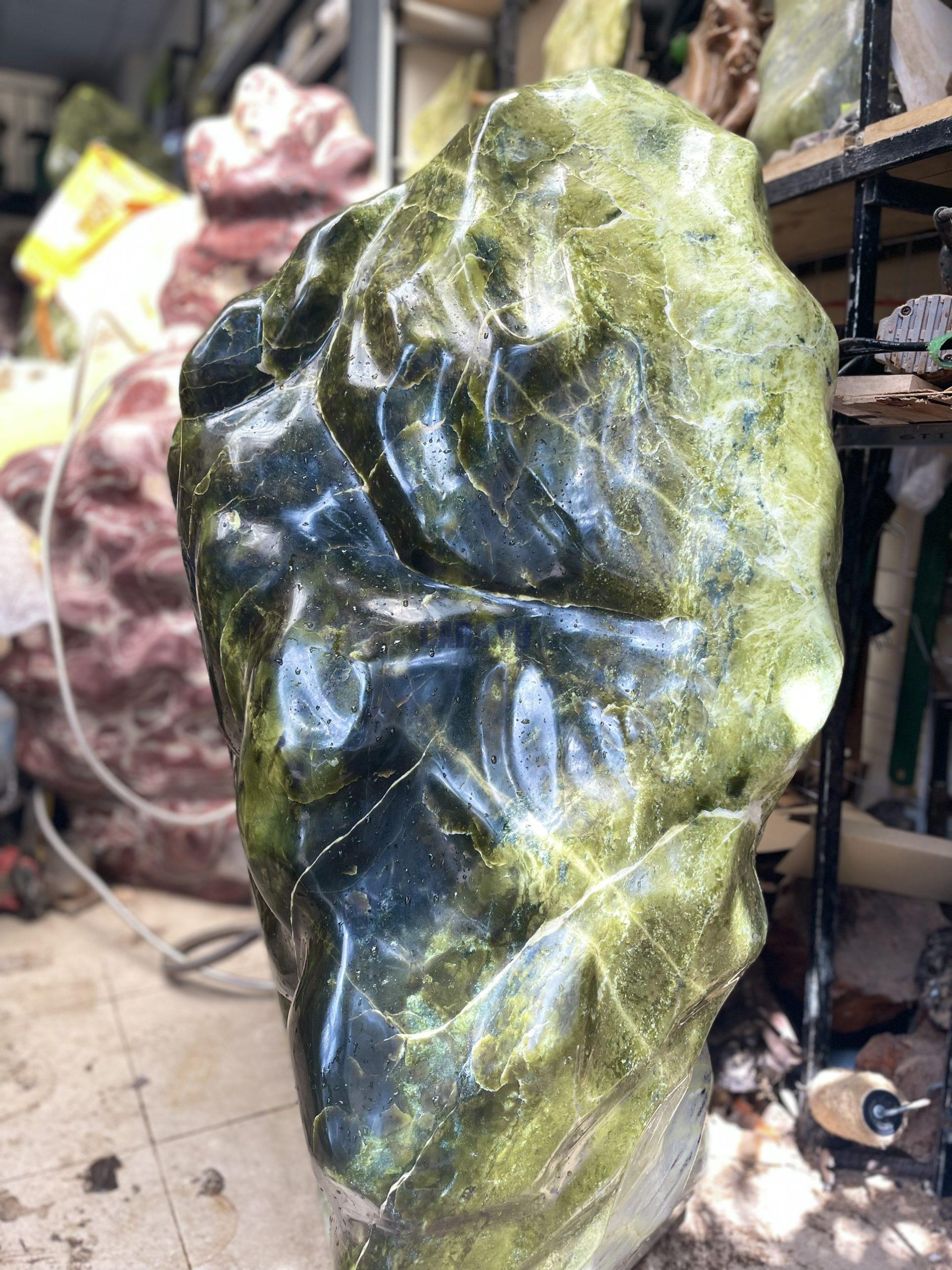 ĐÁ CẢNH SERPENTINE XANH NGỌC KT: 108×70x58 CM (MS: 293)