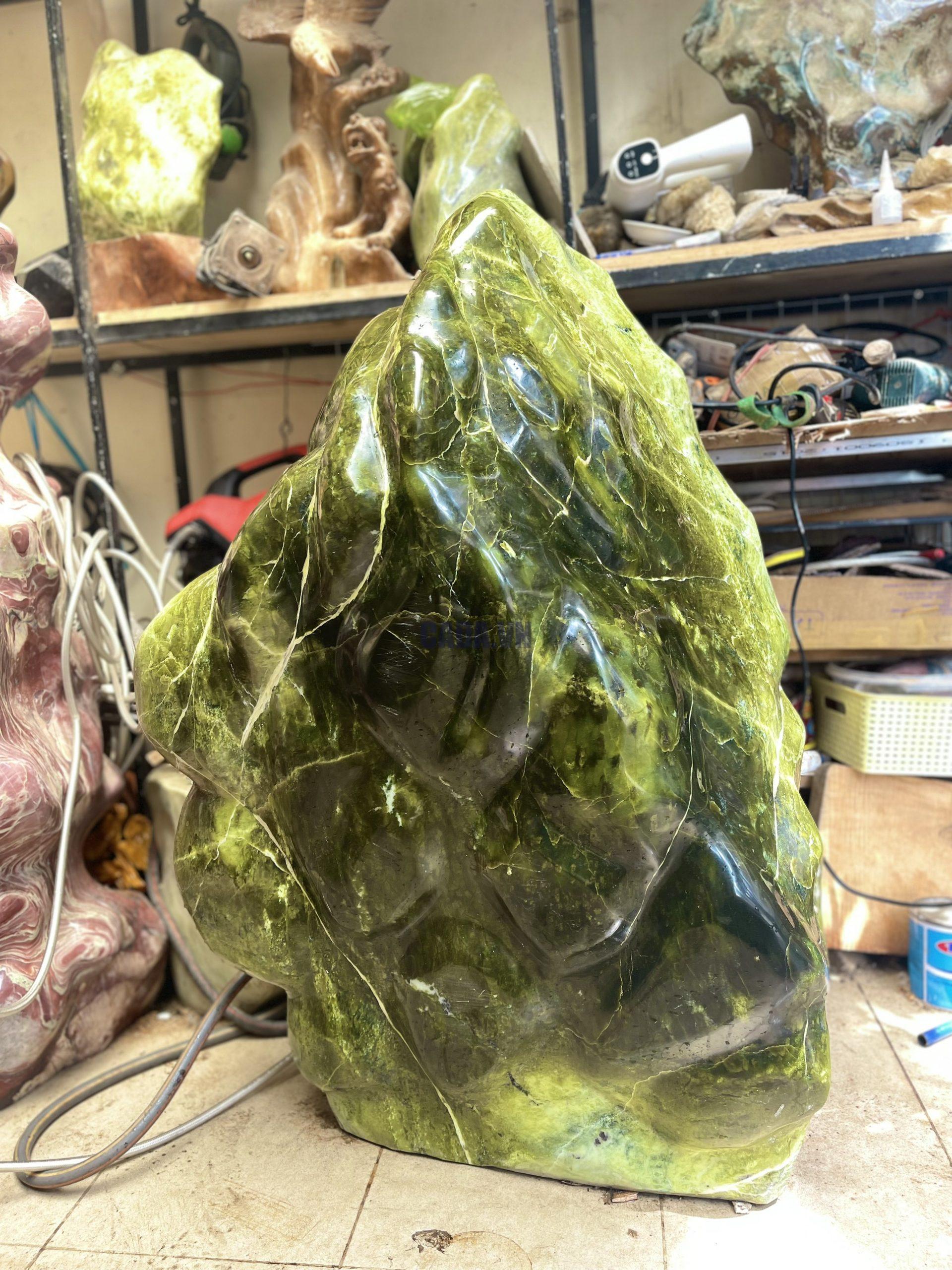 ĐÁ CẢNH SERPENTINE XANH NGỌC KT: 108×70x58 CM (MS: 293)