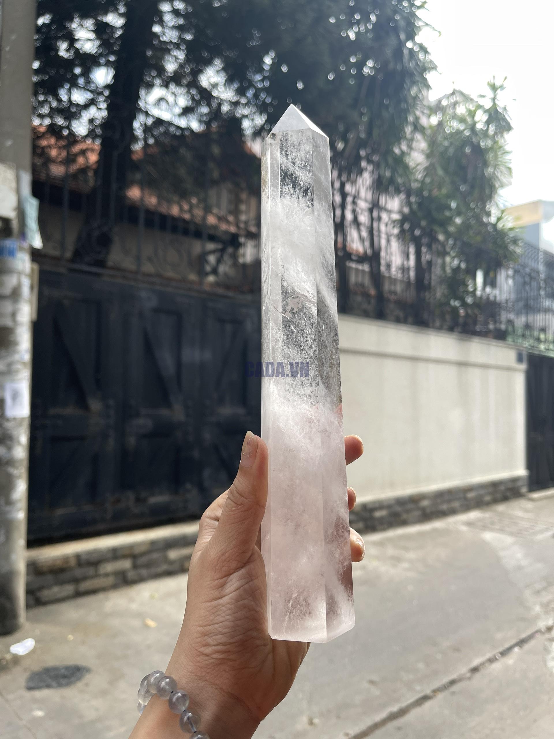 Trụ Thạch Anh Trắng trong – Clear Quartz Point, KT: 24×4.5 CM, KL: 0.59 KG (TTT166)