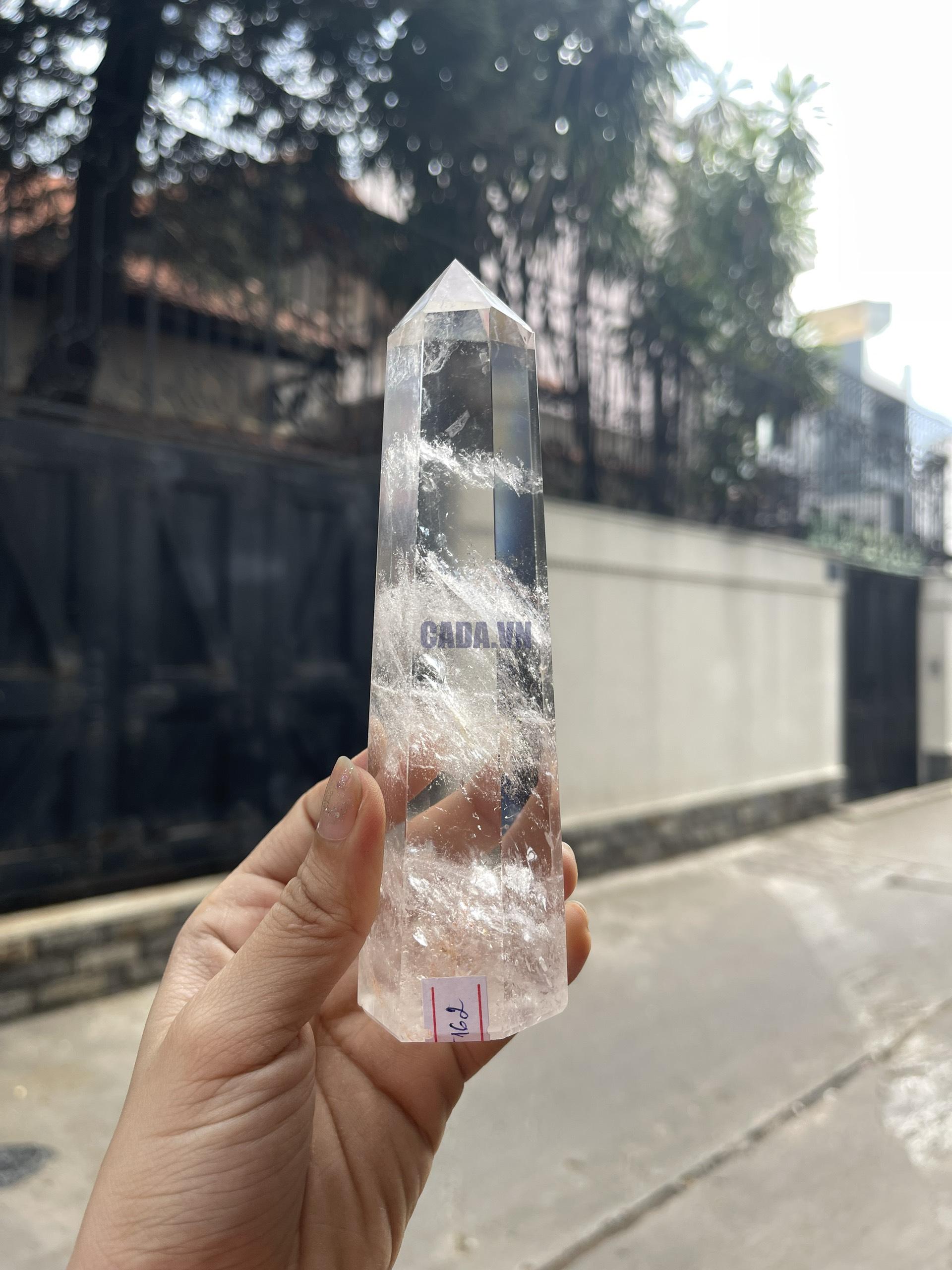 Trụ Thạch Anh Trắng trong – Clear Quartz Point, KT: 15.4×4 CM, KL: 0.32 KG (TTT162)