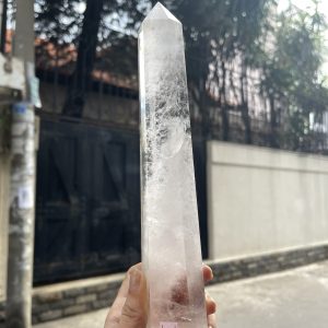 Trụ Thạch Anh Trắng trong – Clear Quartz Point, KT: 23.5×5 CM, KL: 0.61 KG (TTT146)