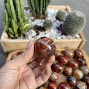 Bi cầu Mã Não Madagascar - Madagascar Agate sphere