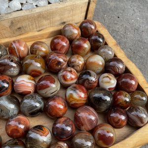 Bi cầu Mã Não Madagascar - Madagascar Agate sphere