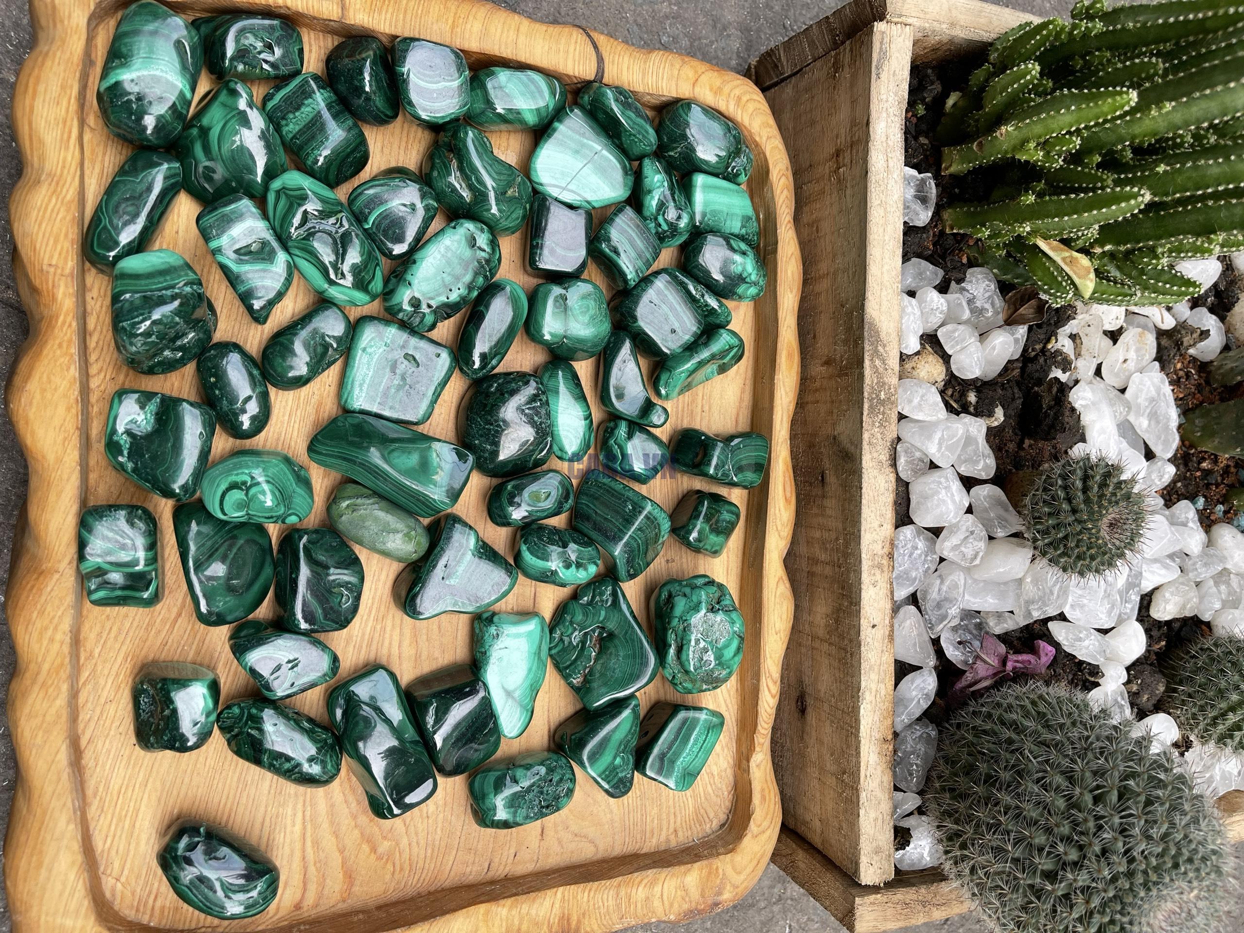 Tumbled Malachite - Đá Lông Công - Đá Khổng Tước