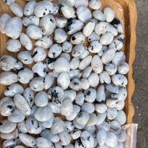 Tumbled Moonstone - đá Mặt Trăng dạng sỏi