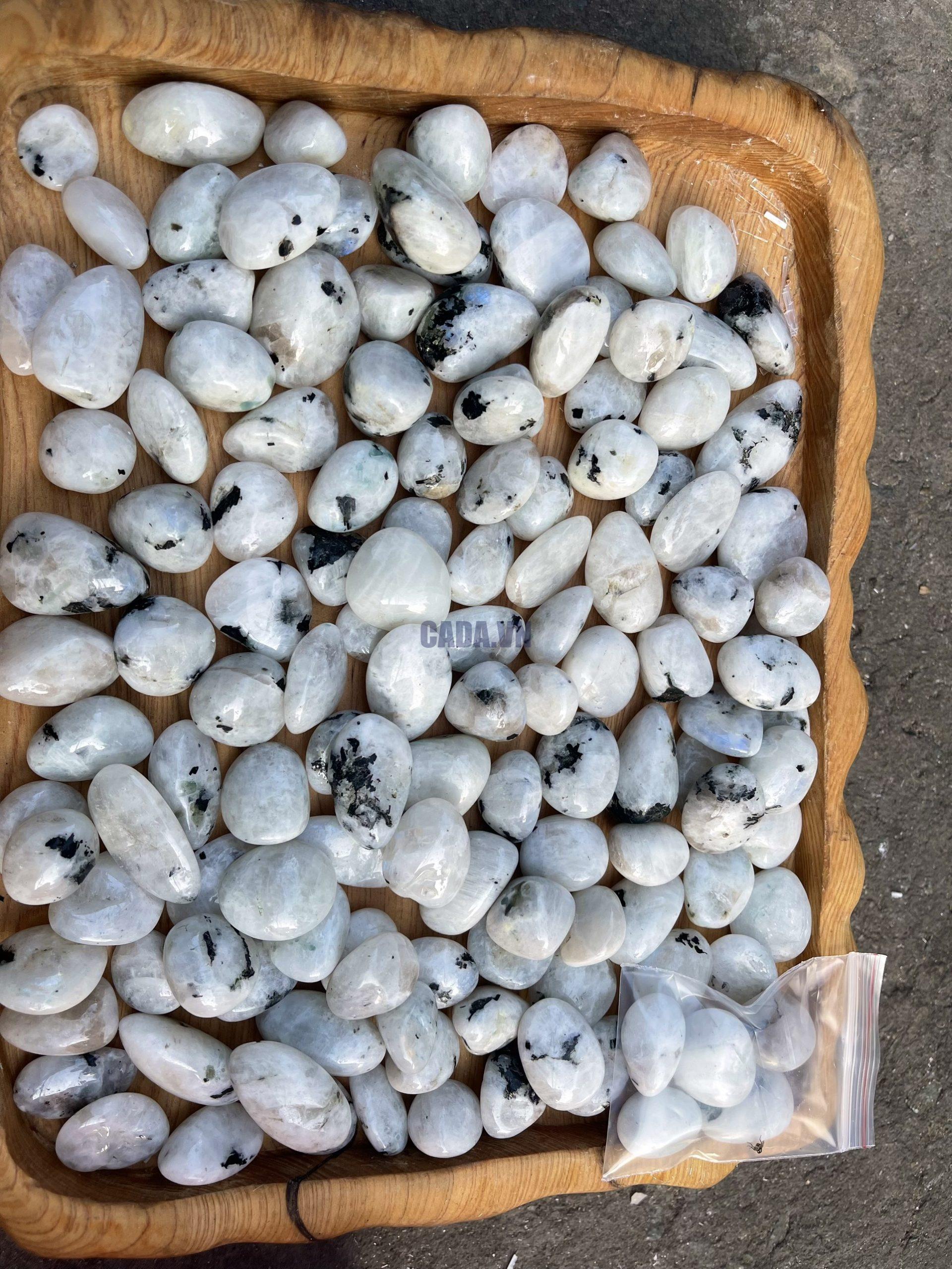 Tumbled Moonstone - đá Mặt Trăng dạng sỏi