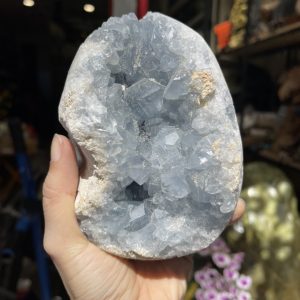 ĐÁ TINH THỂ CELESTINE, KL: 2.08 KG, KT: 14×9.5 CM (CLT11)