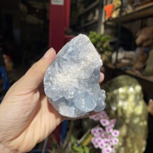 ĐÁ TINH THỂ CELESTINE, KL: 0.65 KG, KT: 9×6.5 CM (CLT15)