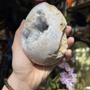 ĐÁ TINH THỂ CELESTINE, KL: 1.115 KG, KT: 11×9.5 CM (CLT16)