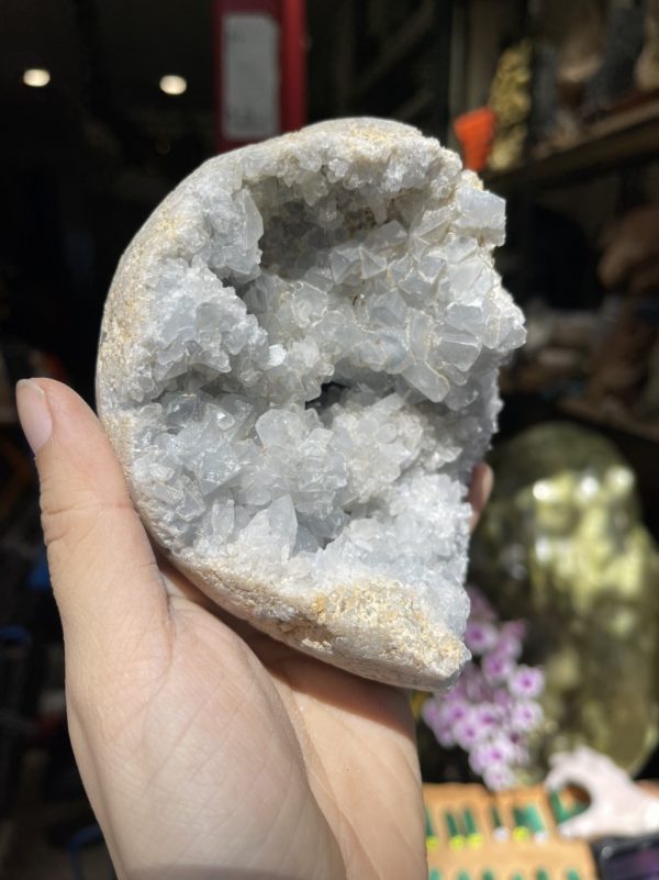 ĐÁ TINH THỂ CELESTINE, KL: 1.05 KG, KT: 10×11 CM (CLT17)