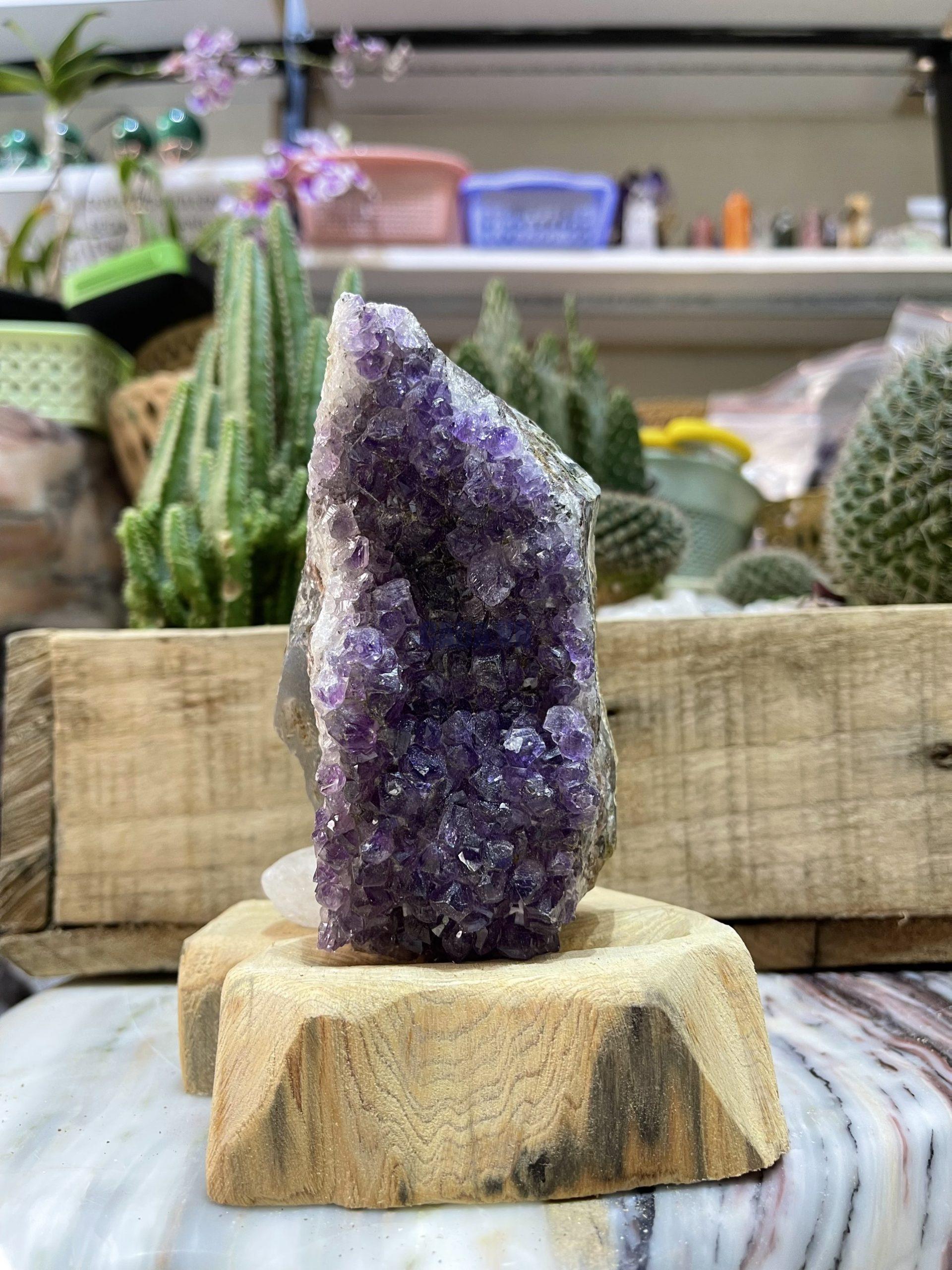 Thạch Anh Tím Uruguay - Uruguay Amethyst Cluster (TV139)