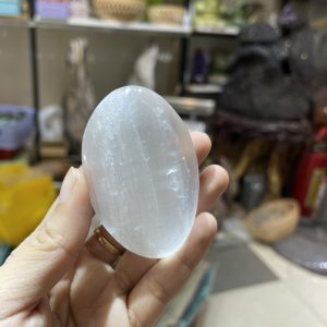 Selenite Palm - Đá Selenite dạng viên