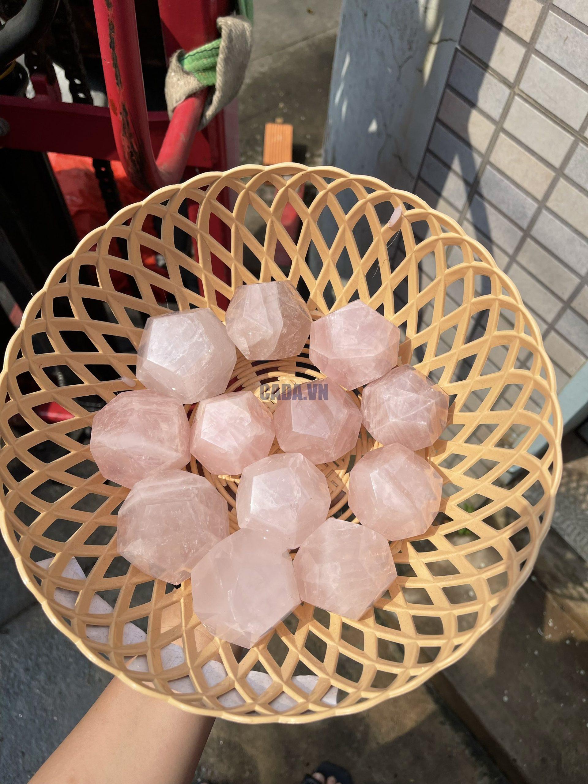 Bi giác 12 mặt Thạch Anh Hồng - Rose Quartz Dodecahedron