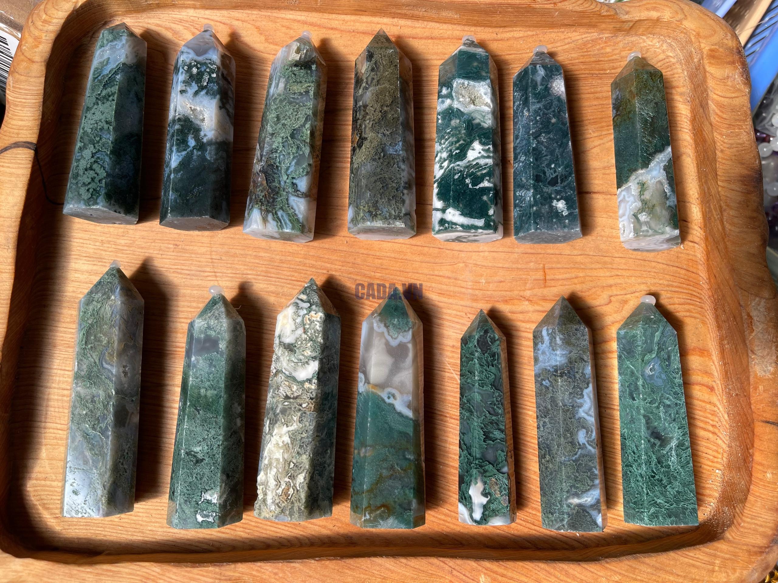 Moss Agate Point - Trụ Băng Ngọc Thủy Tảo