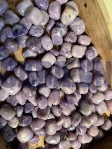 Lepidolite Tumbled - Đá Lepidolite dạng sỏi