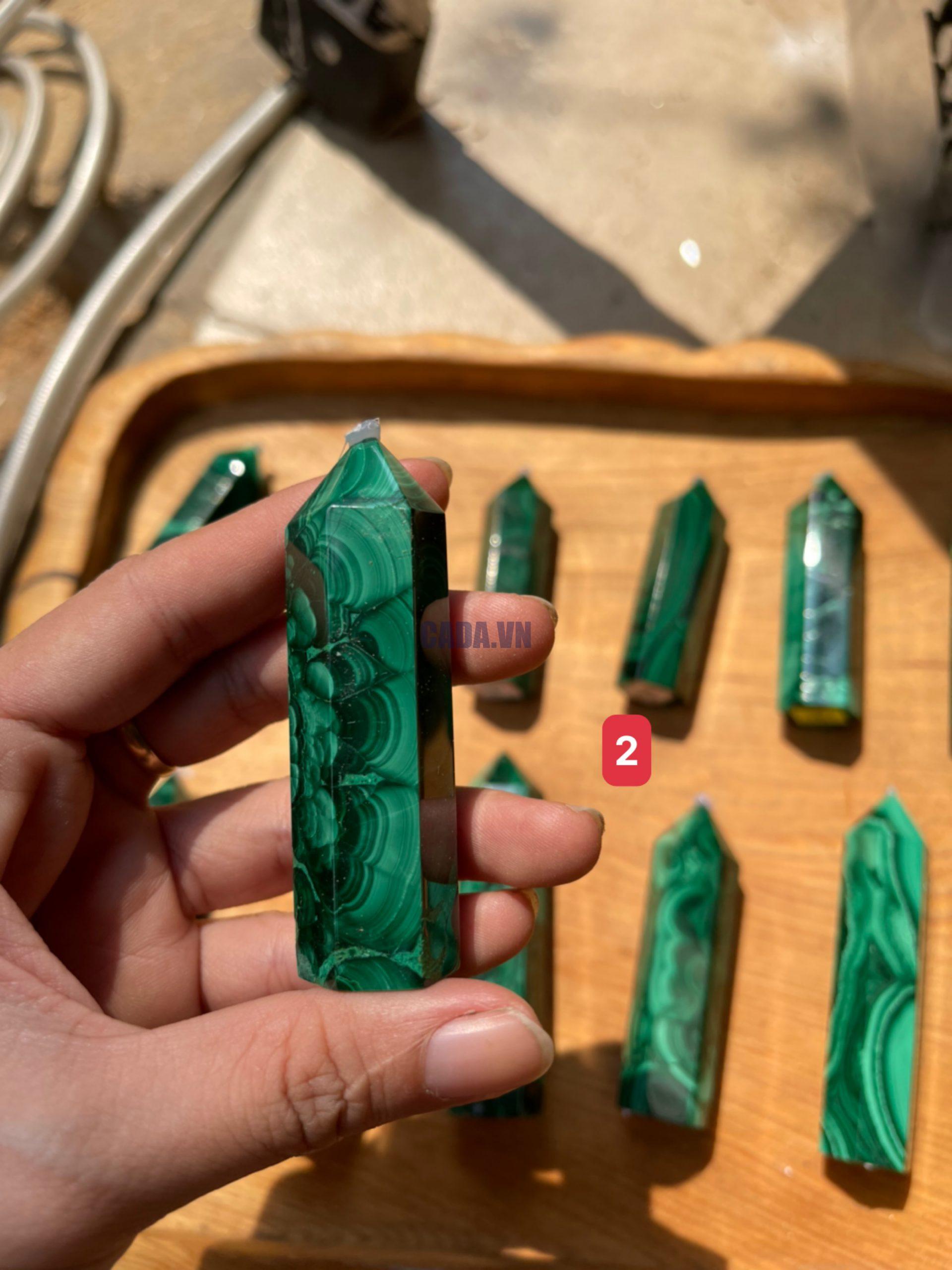 Trụ đá Lông Công - Đá Khổng Tước - Malachite Point