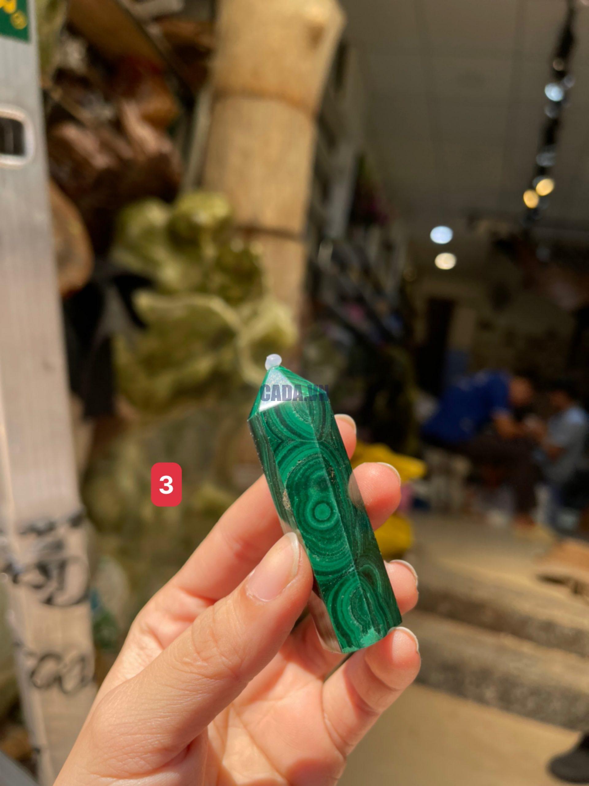 Trụ đá Lông Công - Đá Khổng Tước - Malachite Point