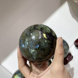 Bi cầu đá Xà Cừ - Labradorite Sphere - ĐKTB 8.5 CM